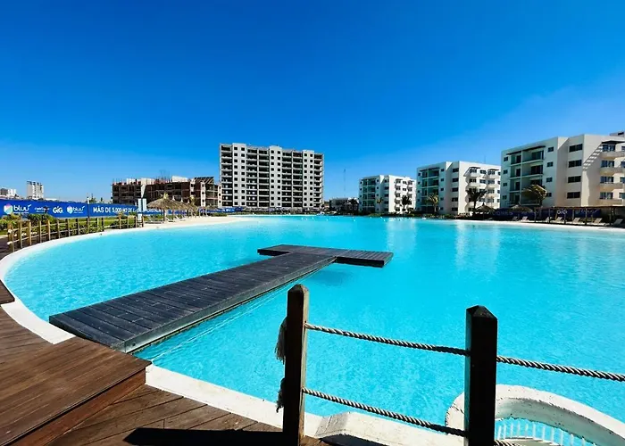 Apartamento alberca tipo playa,10 min de la playa by G P S rentas Mazatlán