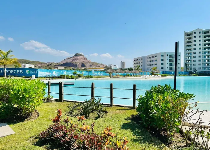 Apartamento alberca tipo playa,10 min de la playa by G P S rentas Mazatlán